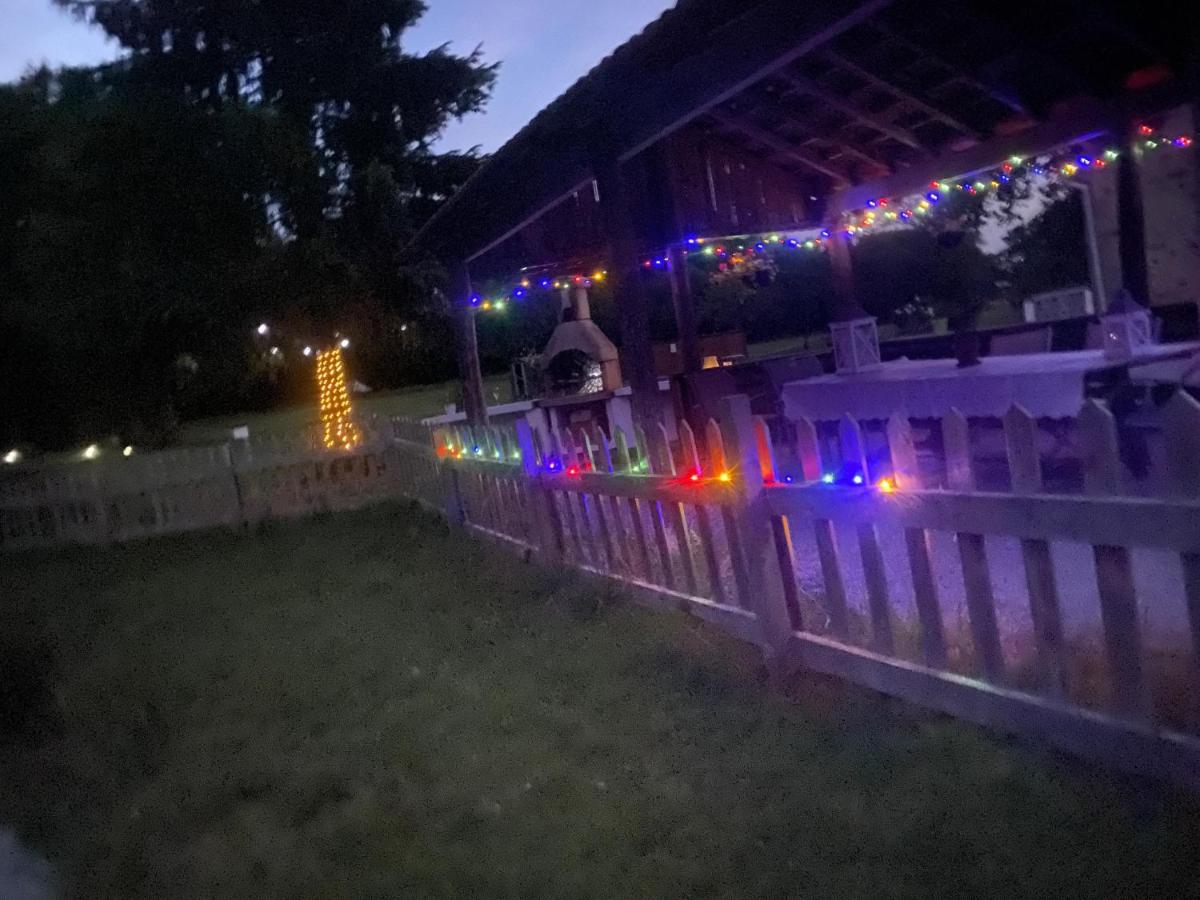 Fonclaire Holidays Mortemart ภายนอก รูปภาพ